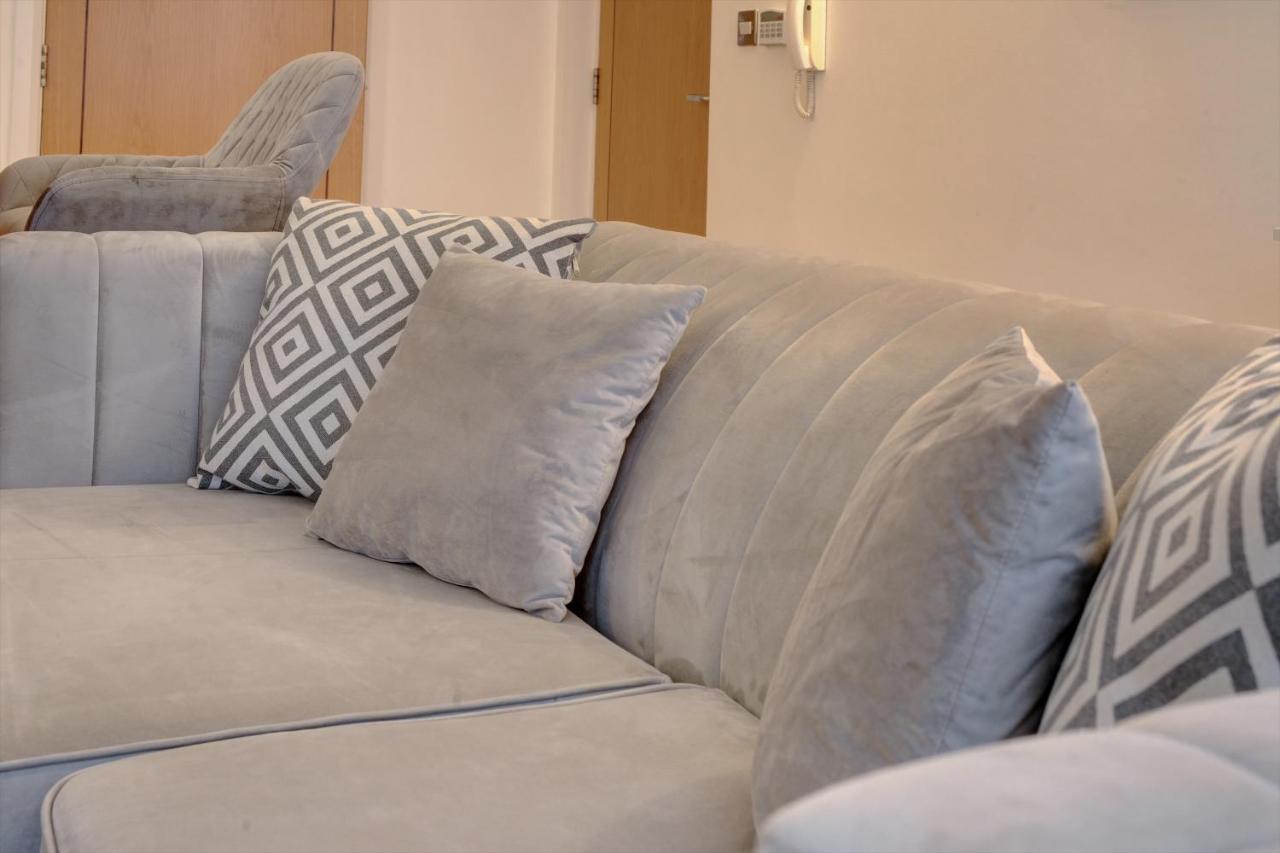 City Centre, 2 Bedroom, Secured Parking, 3 King Bed, Wifi Sleep 6 Guest Comfortable On Three King Size Beds, Jewellery Quarter , Birmingham City Centre , Allocated Secured Parking Exteriér fotografie
